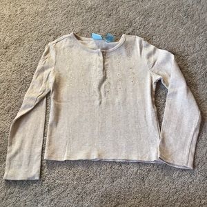 🛍 Girl’s Long Sleeved Tee Size 6